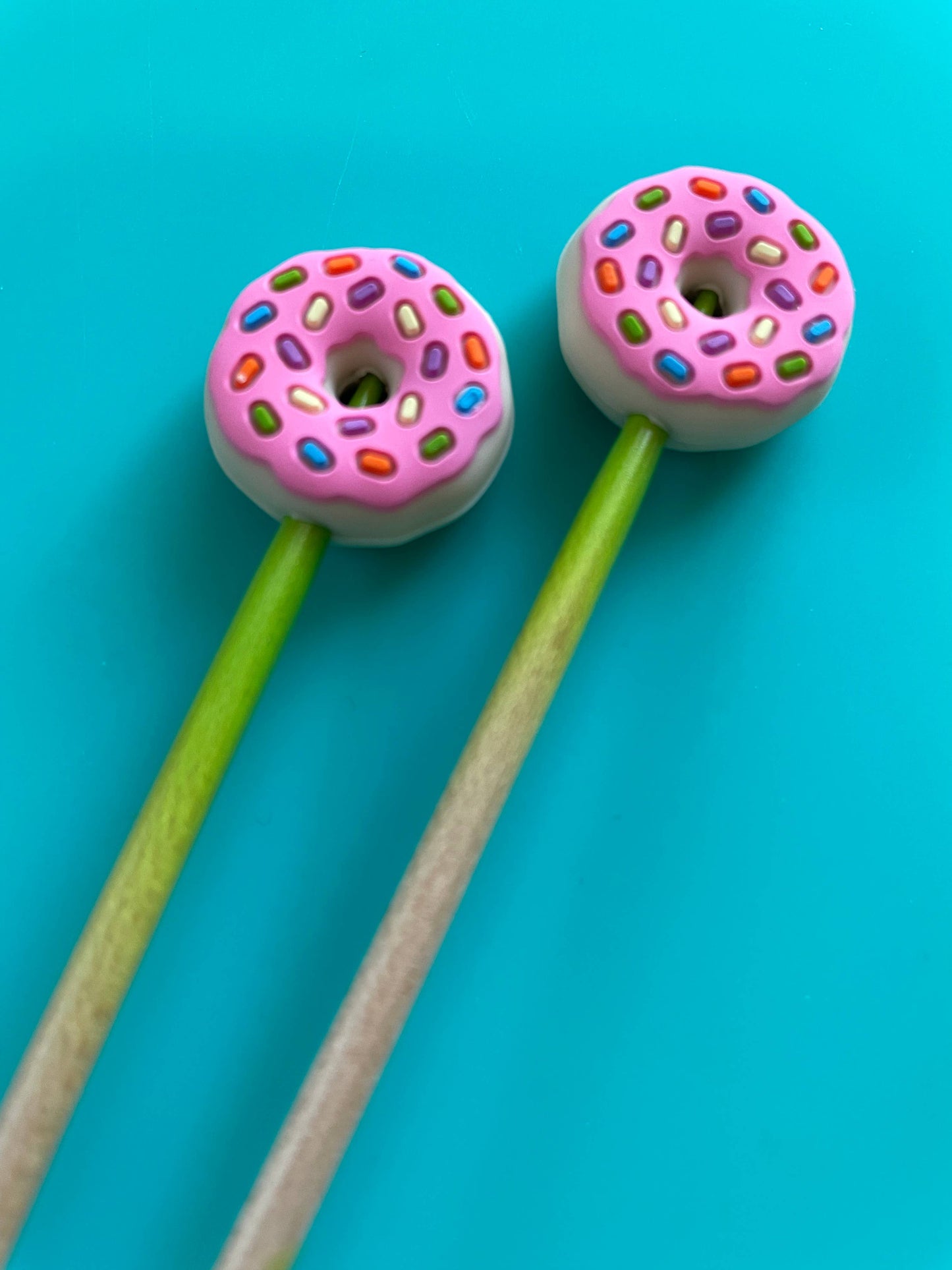 Knitting Needle Point Protectors: Pink Donut