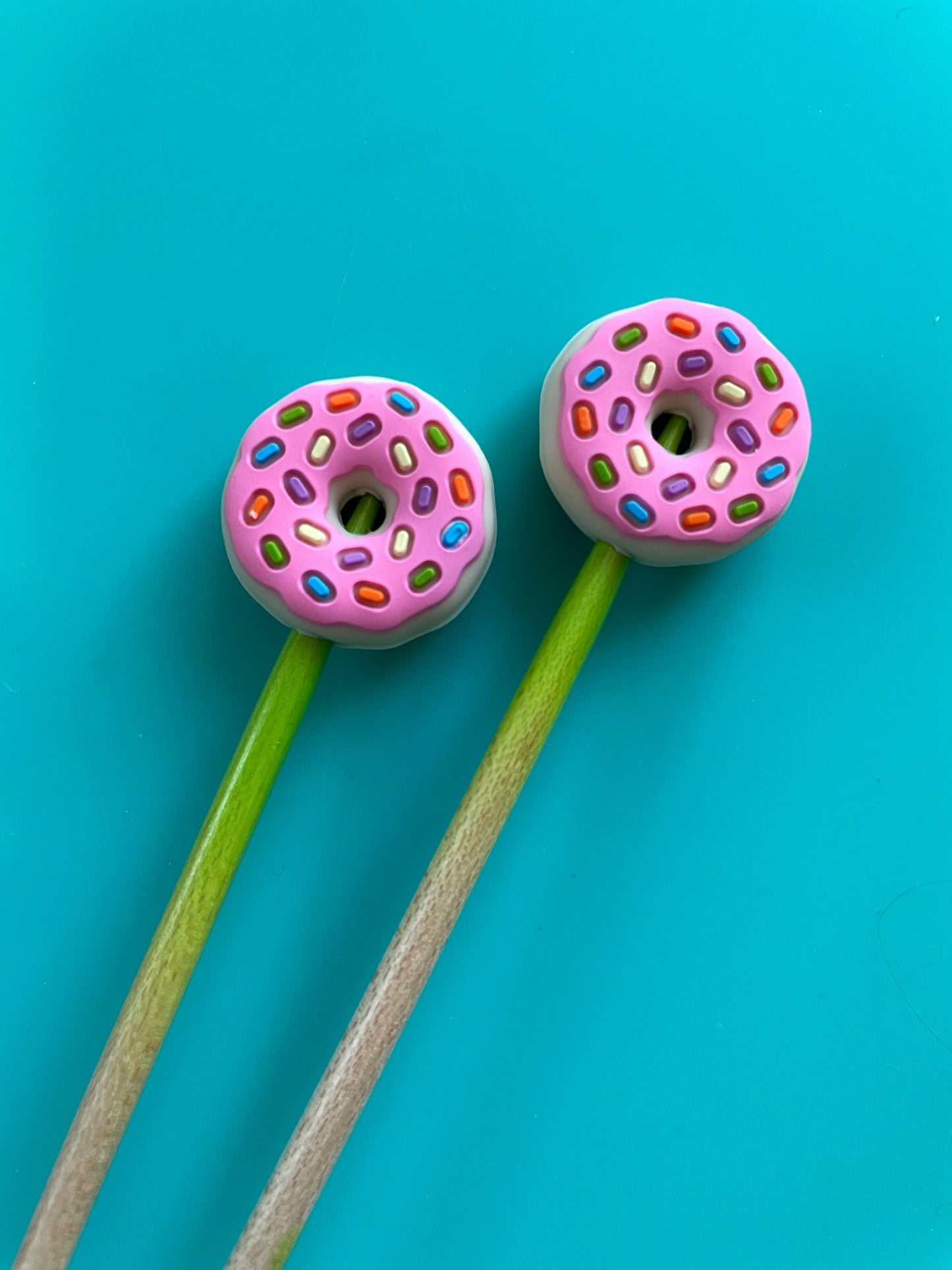 Knitting Needle Point Protectors: Pink Donut