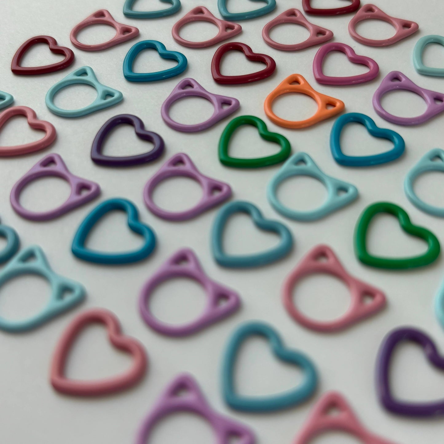 Knitting Stitch Markers: Metal Cat + Heart